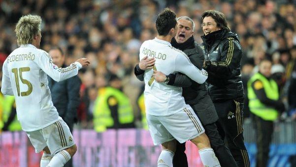 穆里尼奥：我们体能更充沛？这听起来像是借口，我们理应赢球（穆里尼奥：拿体能说事只是借口，我们本该赢球）