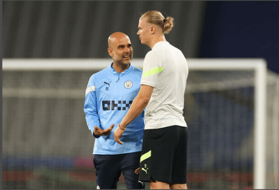 他第四节突然爆发，带队直接反超（末节他火力全开，率队一举反超）