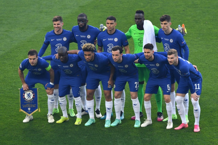 两球员结束联赛征程即赴国家队报到（两名球员联赛收官后即刻赴国家队报到）