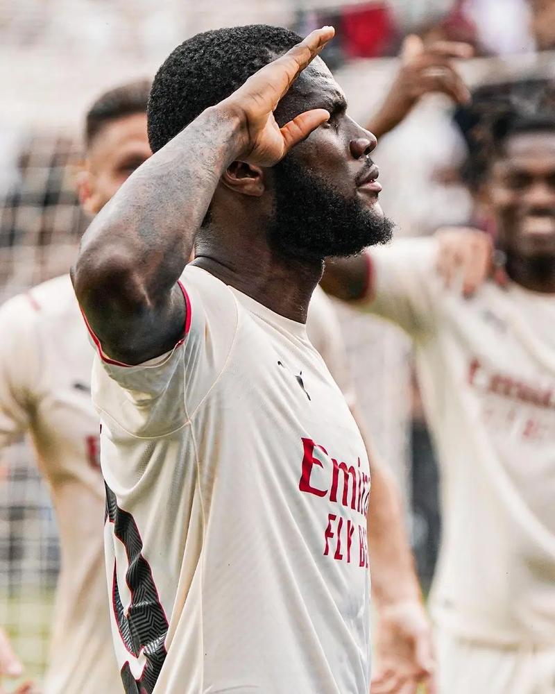 安切洛蒂不用的人，阿隆索非要用，这就是皇马混乱的起源？（安帅弃用，阿隆索力挺：皇马混乱的开端？）