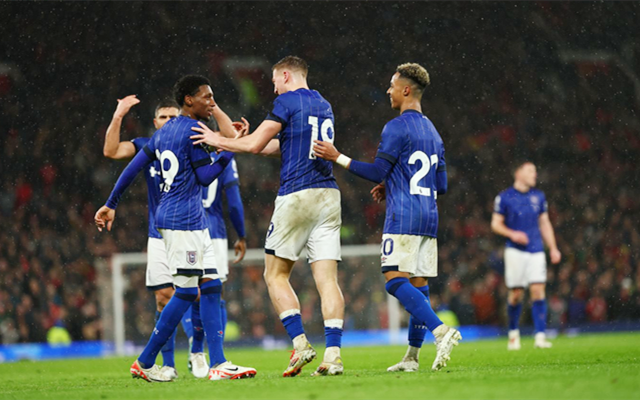 Opta分析巴萨战术：伊尼戈离队＆中前场球员伤缺影响高位防线（Opta解析巴萨战术：伊尼戈离队加之中前场伤停，削弱高位防线）