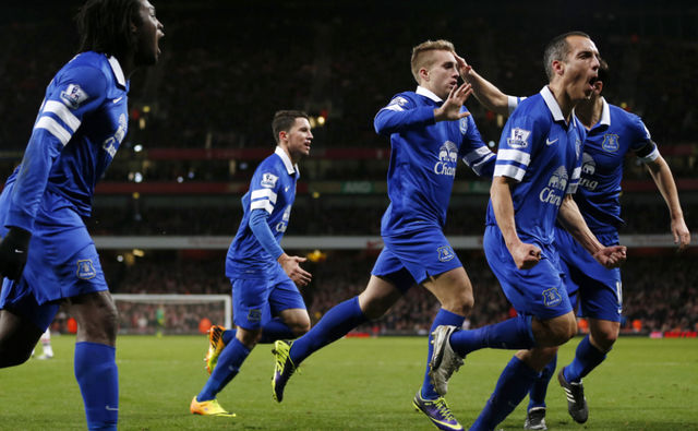 迪纳塔莱：斯帕莱蒂的进攻体系让前锋受益，相信球迷会喜欢他（迪纳塔莱力挺斯帕莱蒂：进攻体系加持前锋，相信会赢得球迷喜爱）